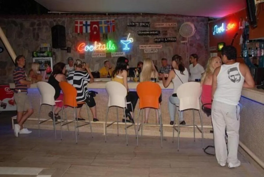 Bar, Park, Antalya