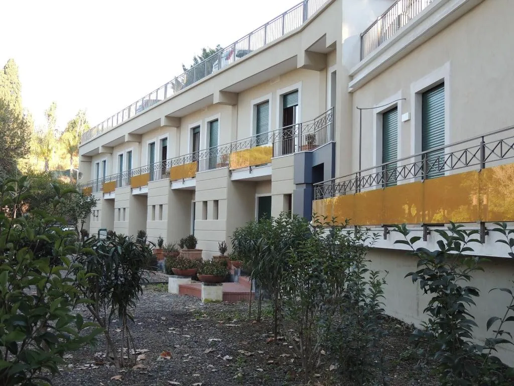 General view, Hotel Zeus Pompei, Naples