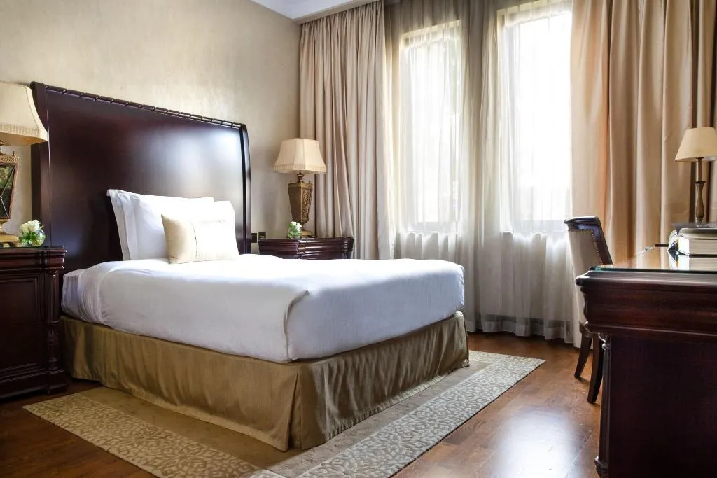 Room, Jumeirah Zabeel Saray Dubai, Dubai