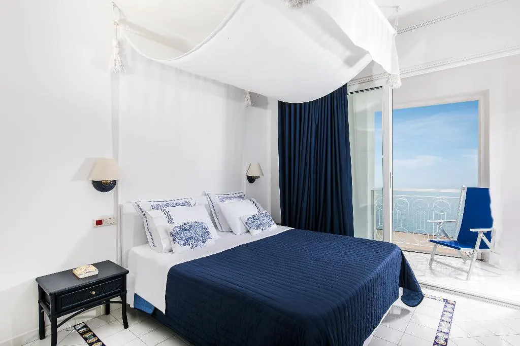 JUNIOR SUITE STANDARD Room, Hotel Club Due Torri, Naples