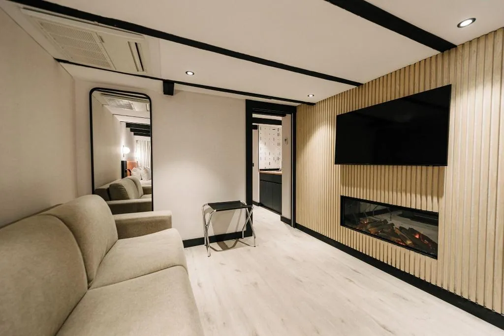 APARTMENT STANDARD Room, Catalonia Vondel Amsterdam, Amsterdam