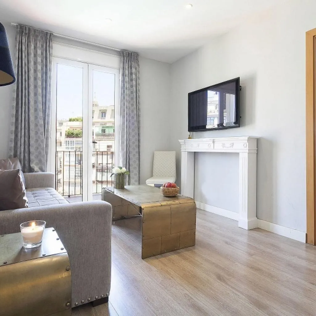 FAMILY ROOM CAPACITY 4 Room, Grandom Suites, Barcelona