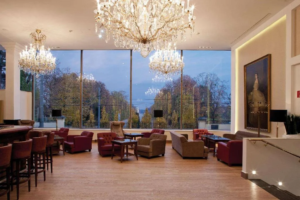 Bar, Austria Trend Parkhotel Schoenbrunn, Vienna