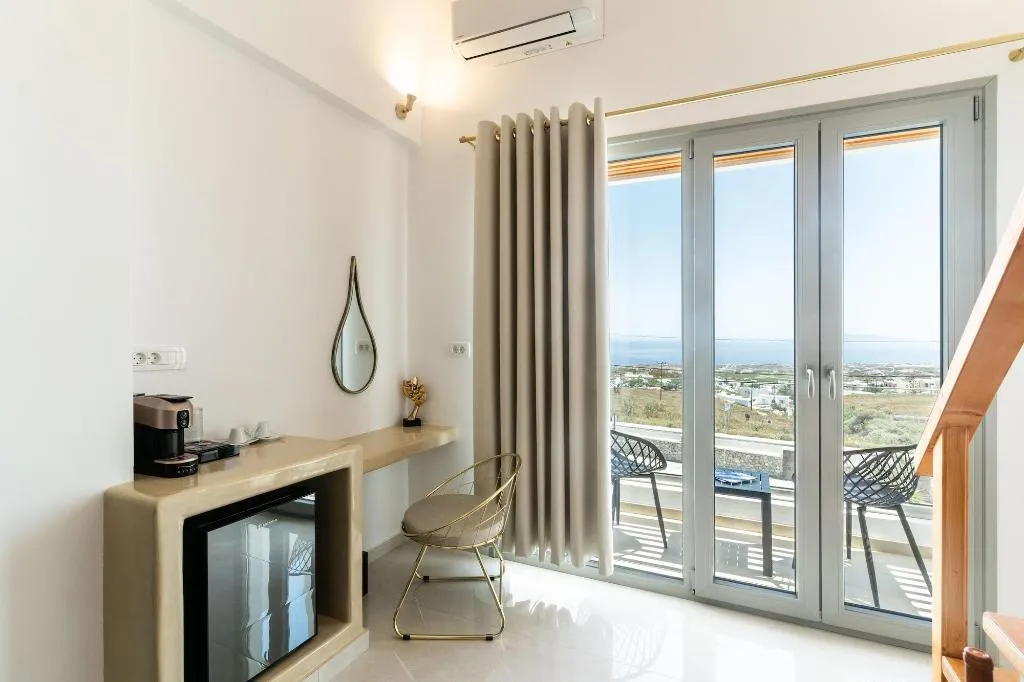Room, Golden Star, Santorini