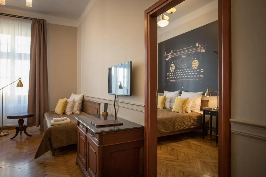 Room, Scharffenberg Apartments Main Square, Krakow