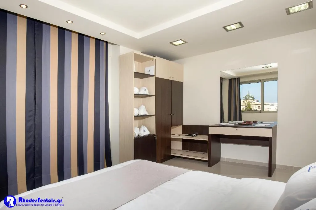 Room, Rhodes Central Suite, Rhodes