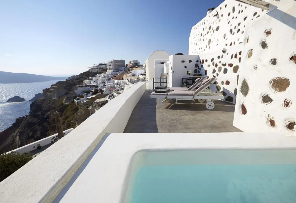 SUITE DELUXE WITH JACUZZI Room, Atrina Canava 1894 Hotel, Santorini