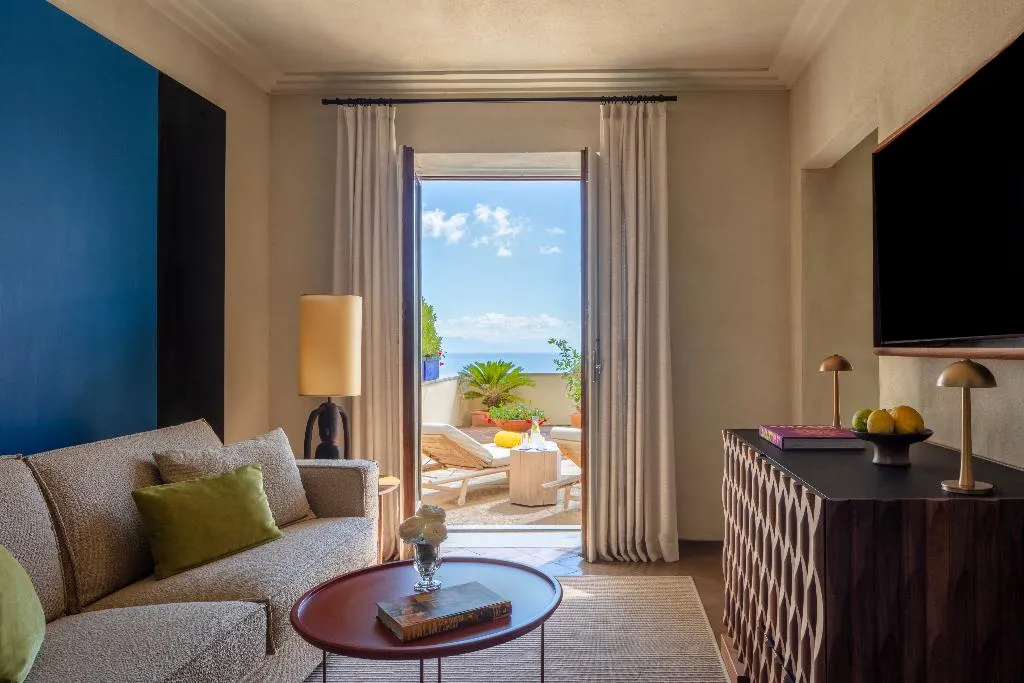 SUITE WITH TERRACE Room, Anantara Convento di Amalfi Grand Hotel, Naples
