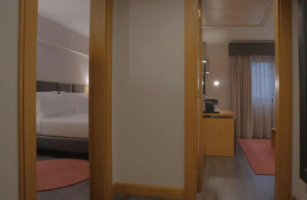 SUITE WITH DOUBLE BED Room, SANA Reno, Lisbon