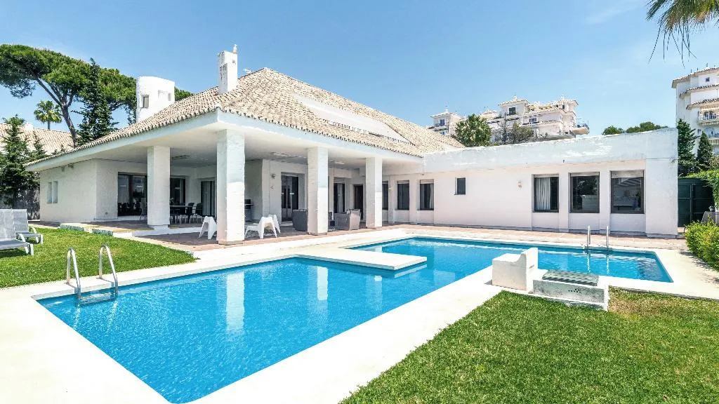 VILLA STANDARD Room, Villa Marina Puerto Banus, Costa Del Sol