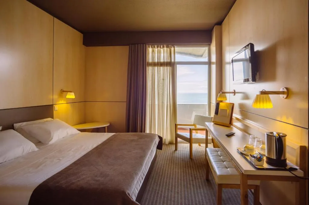 TWIN SEA VIEW Room, Axis Vermar Conference & Beach Hotel, Porto