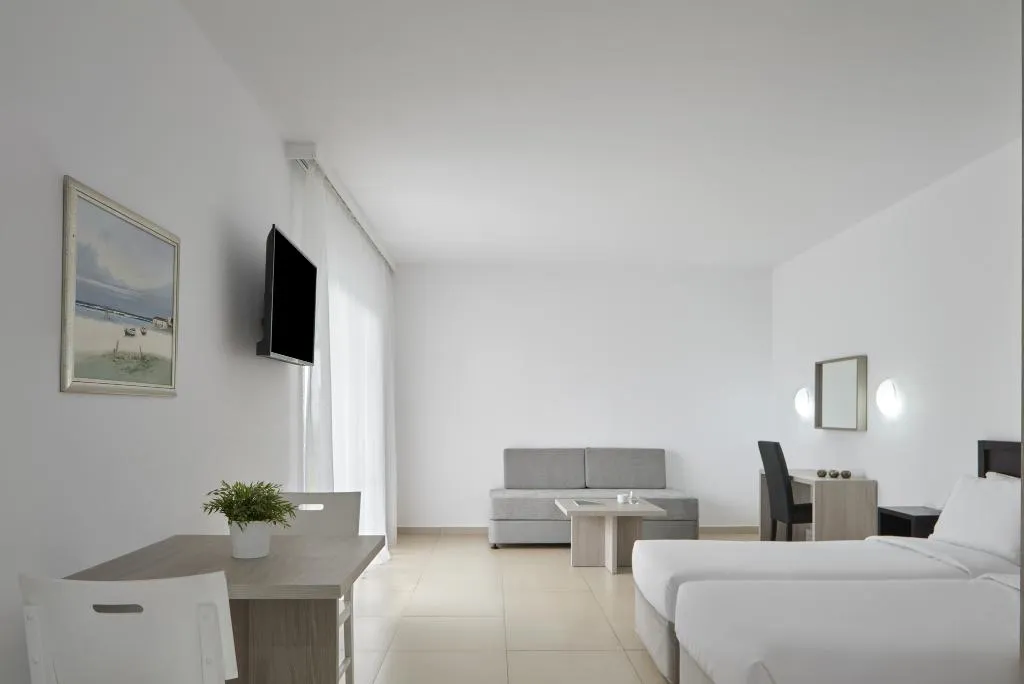 STUDIO SIDE SEA VIEW Room, Atlantica Callisto, Cyprus