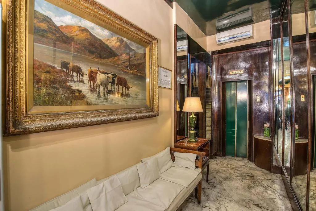 Lobby, Hotel Fontana, Rome