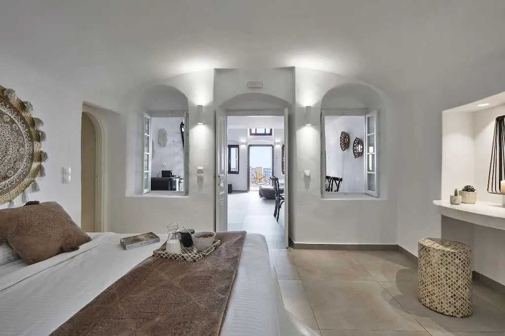 Room, Nano Suites, Santorini