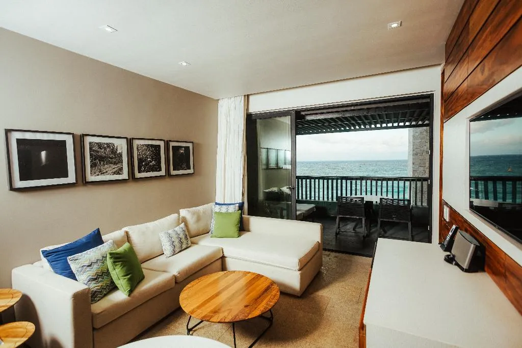 SUITE GRAND Room, Devossion by Live Aqua Playa del Carmen AI Only Ad, Playa Del Carmen