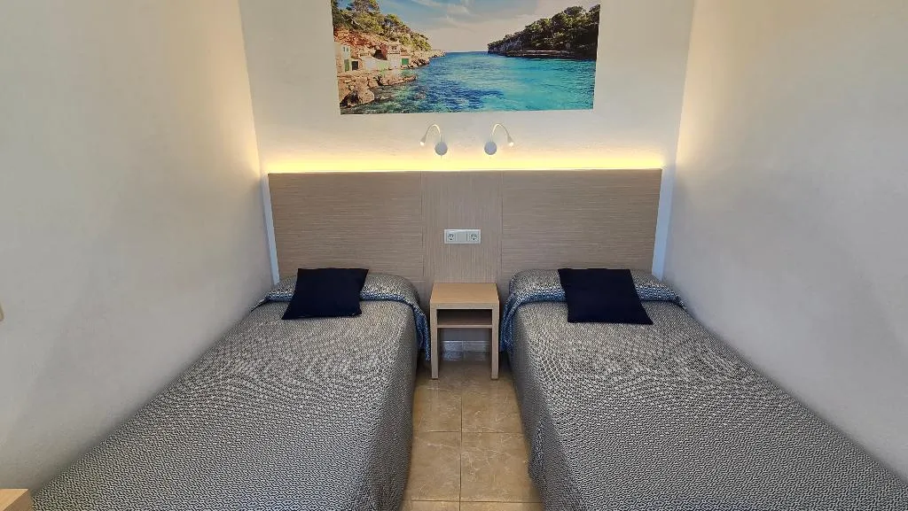 APARTMENT TWO BEDROOMS Room, Marina Palmanova Apartamentos, Majorca
