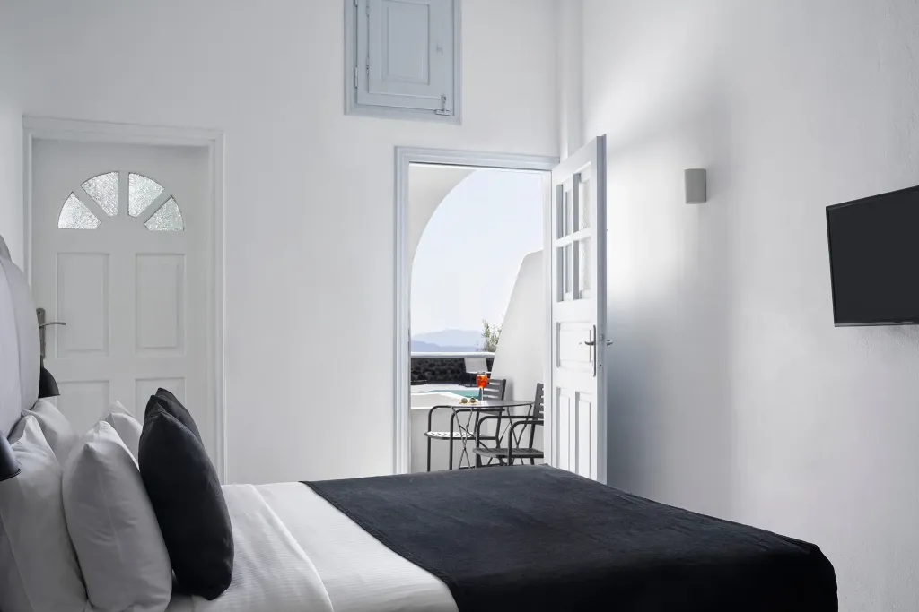 DOUBLE SUPERIOR Room, Mr. & Mrs. White Oia - Santorini, Santorini
