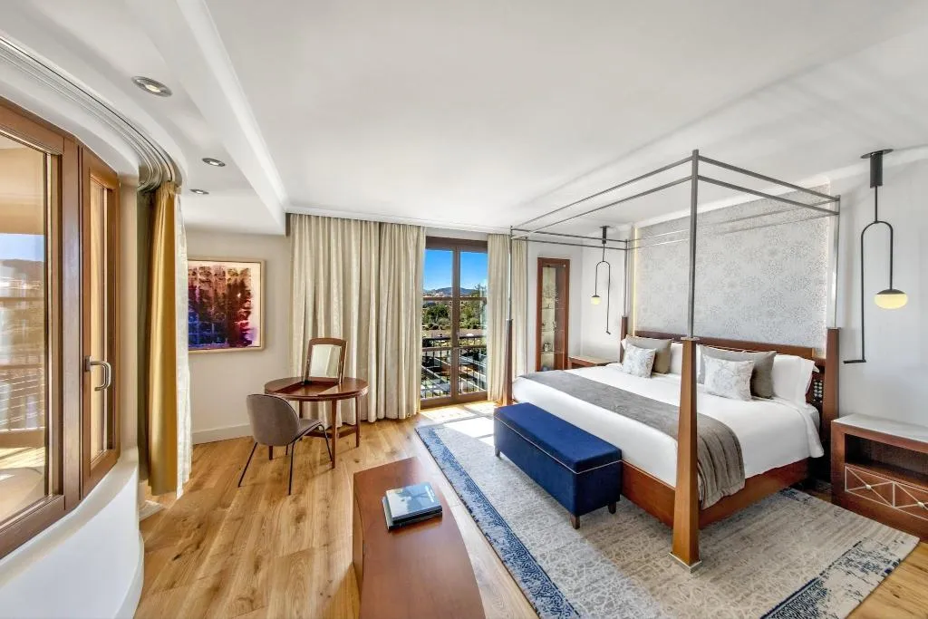 Room, The St. Regis Mardavall Resort, Majorca