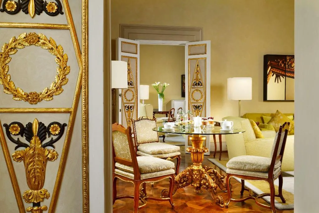 Room, Grand Hotel Minerva, Florence