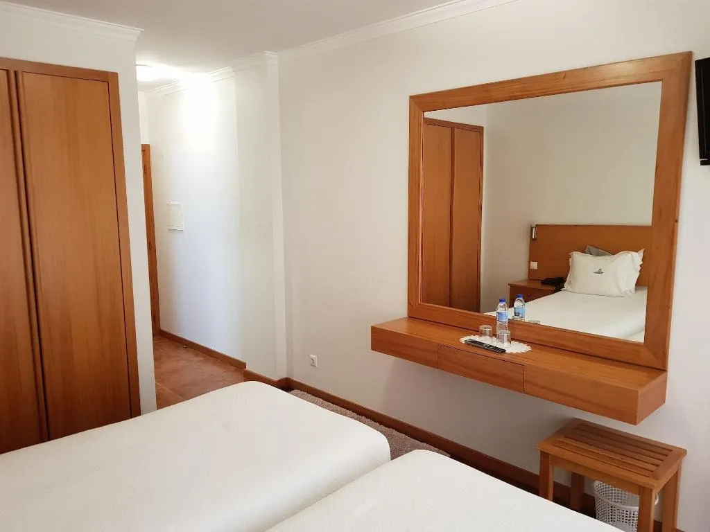 Room, Hotel Lagoa Azul do Gerês, Porto
