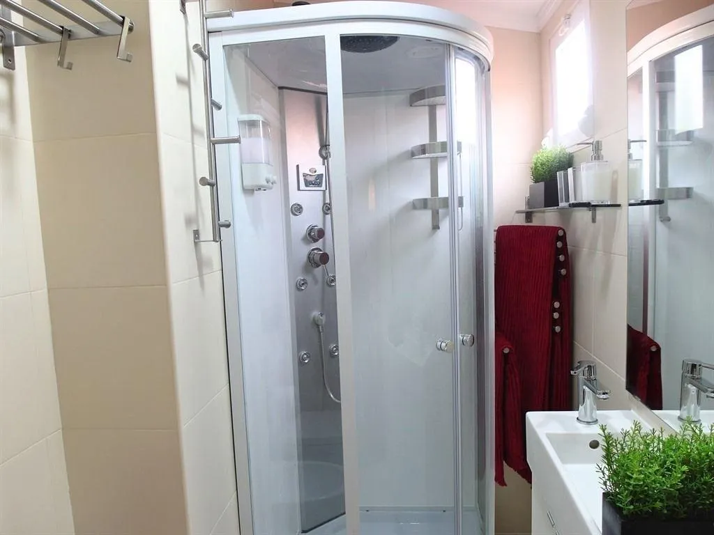 Room, Santosweethome 1, Lisbon