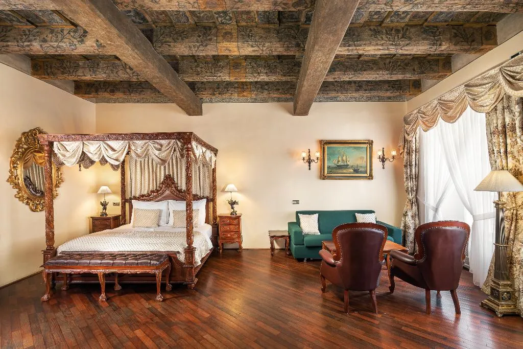 SUITE STANDARD Room, Iron Gate Hotel & Suites Prague by BHG, Prague