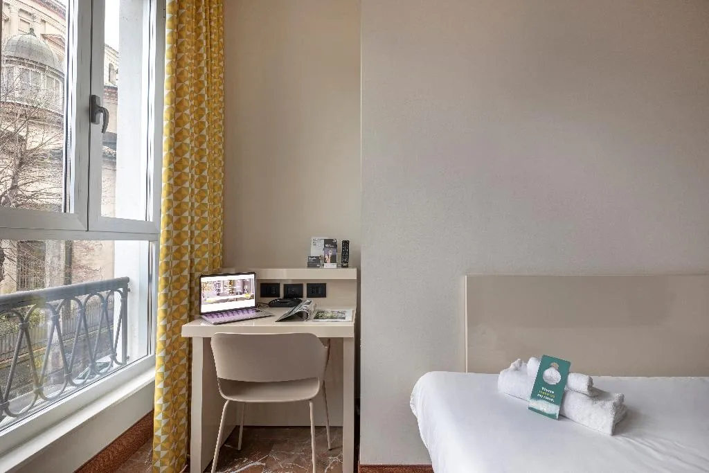 SINGLE STANDARD Room, B&B Hotel Milano Sant'Ambrogio, Milan