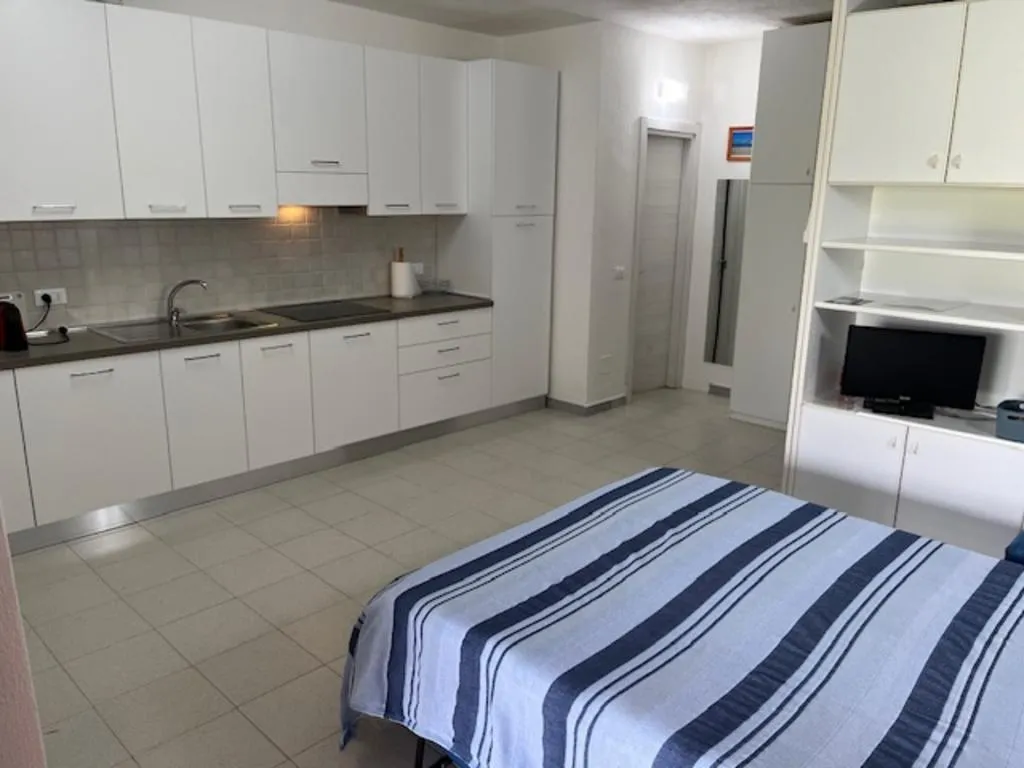 STUDIO CAPACITY 2 Room, Porto Coda Cavallo Residence, Olbia