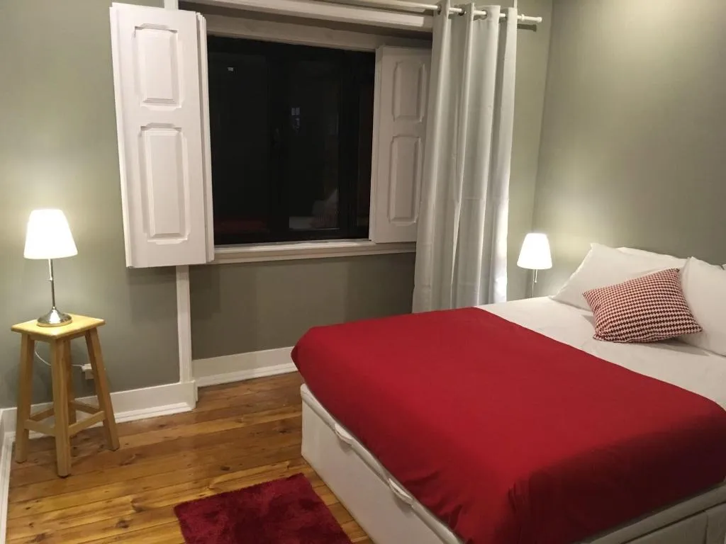 Room, The Bridge, Lisbon