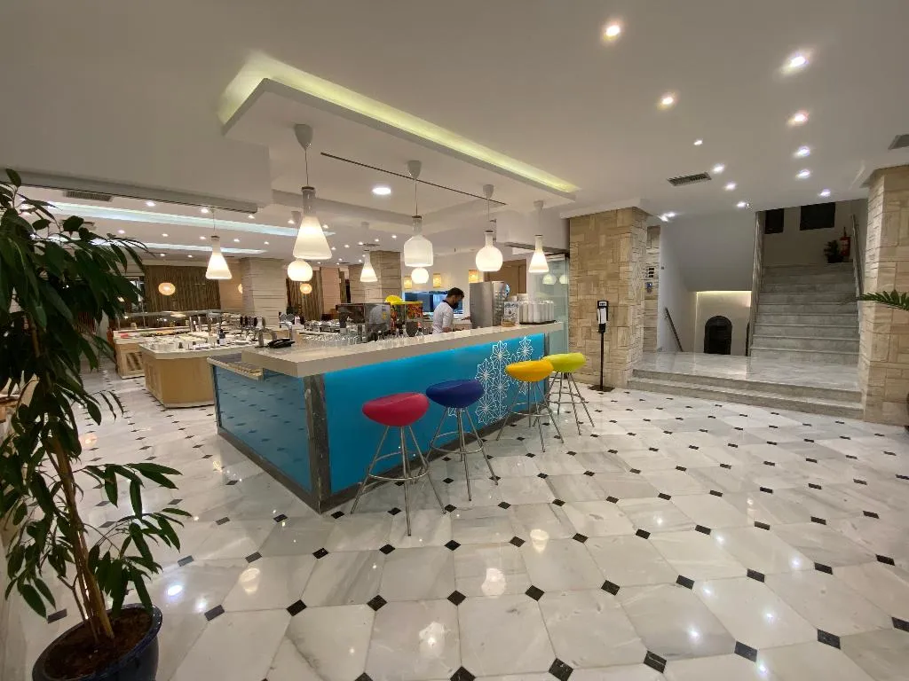 Restaurant, COOEE Kyknos Beach Hotel & Bungalows, Crete
