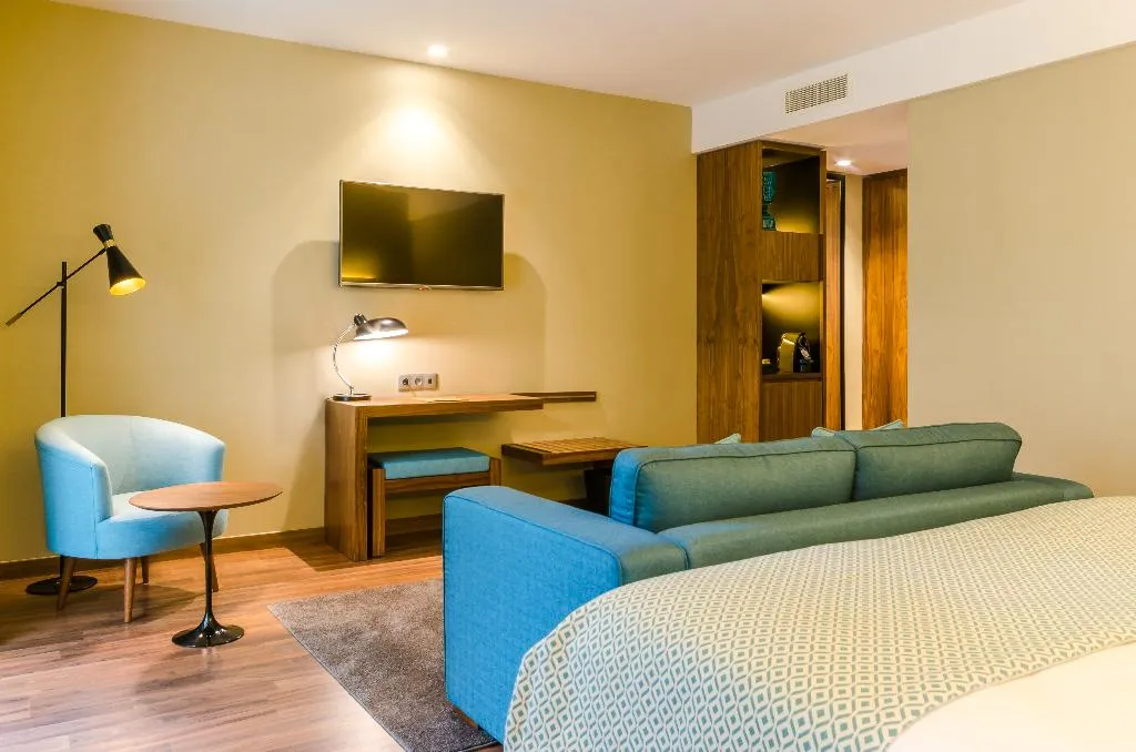 DOUBLE STANDARD Room, Vincci Liberdade, Lisbon