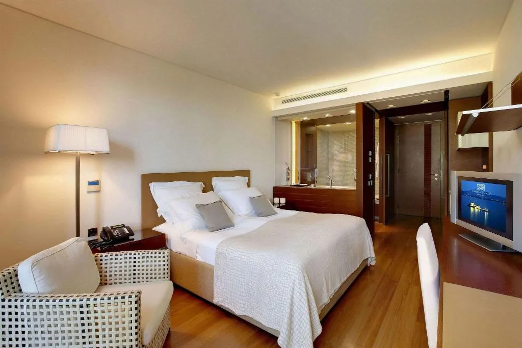 DOUBLE DELUXE SEA VIEW Room, Nafplia Palace, Kalamata