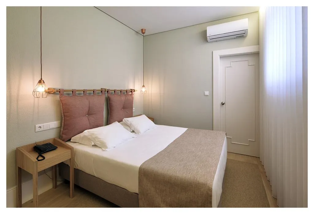 Room, The Rex Hotel, Porto