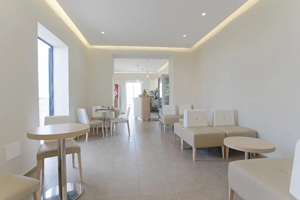 Bar, Scala Dei Turchi Resort, Catania