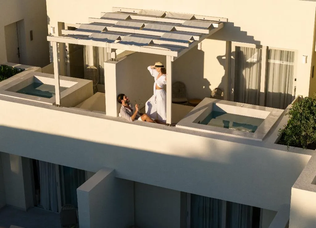 JUNIOR SUITE LUXURY Room, Heyday Luxury Suites, Santorini