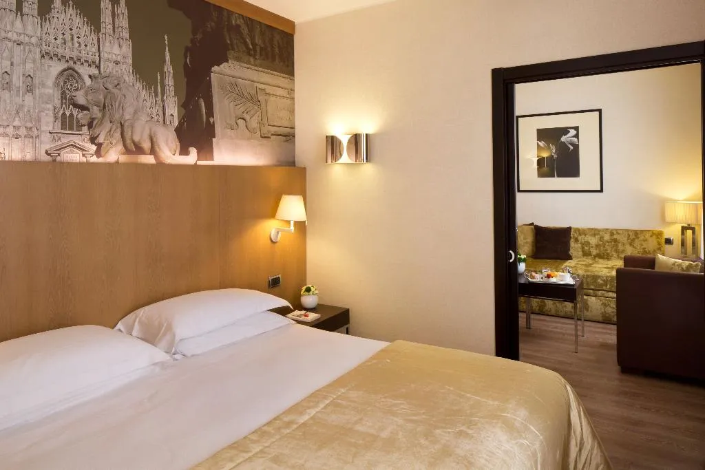 SUITE STANDARD Room, Starhotels Ritz, Milan