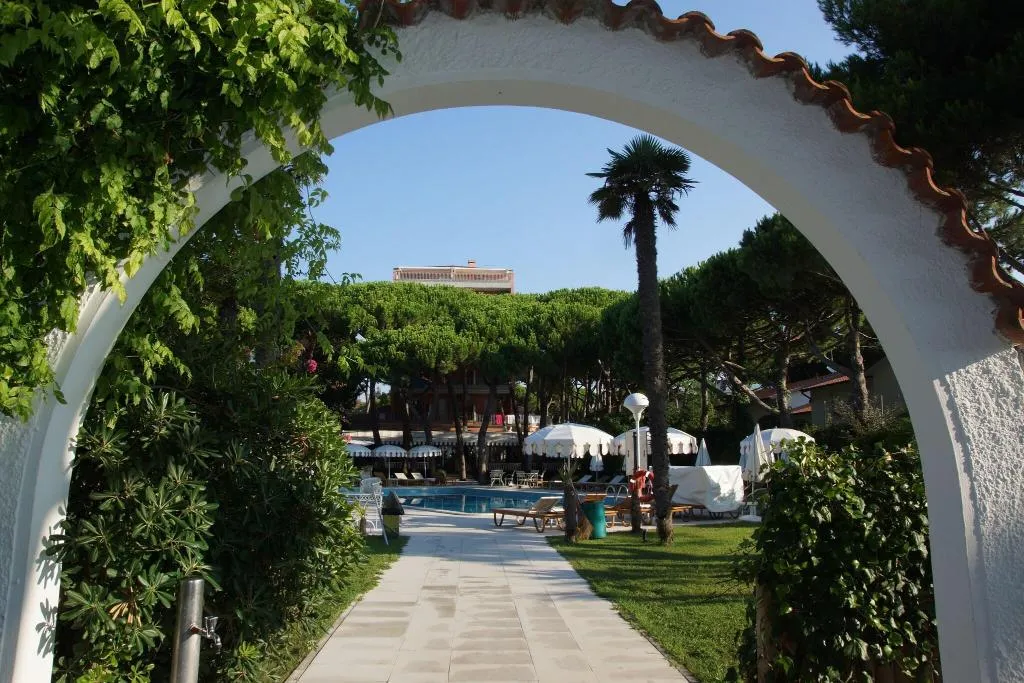 Terrace, Maracaibo, Venice