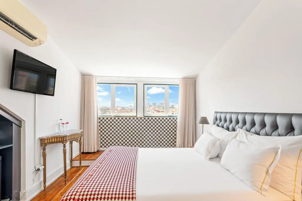 DOUBLE SUPERIOR QUEEN BED Room, Casa Do Jasmim By Shiadu, Lisbon