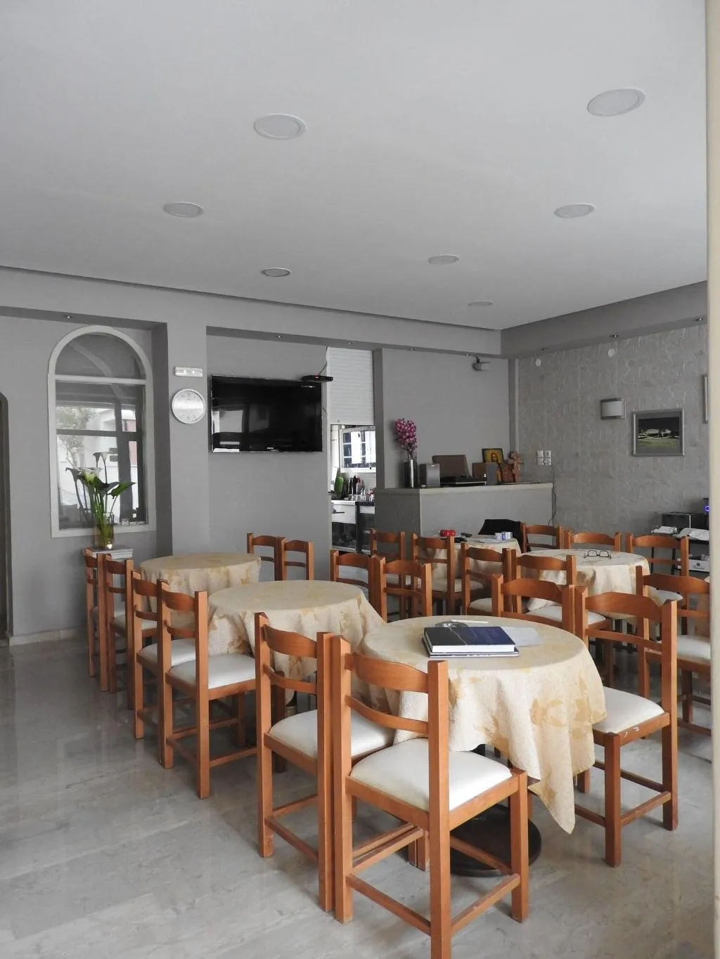 Restaurant, Family Bikakis, Crete