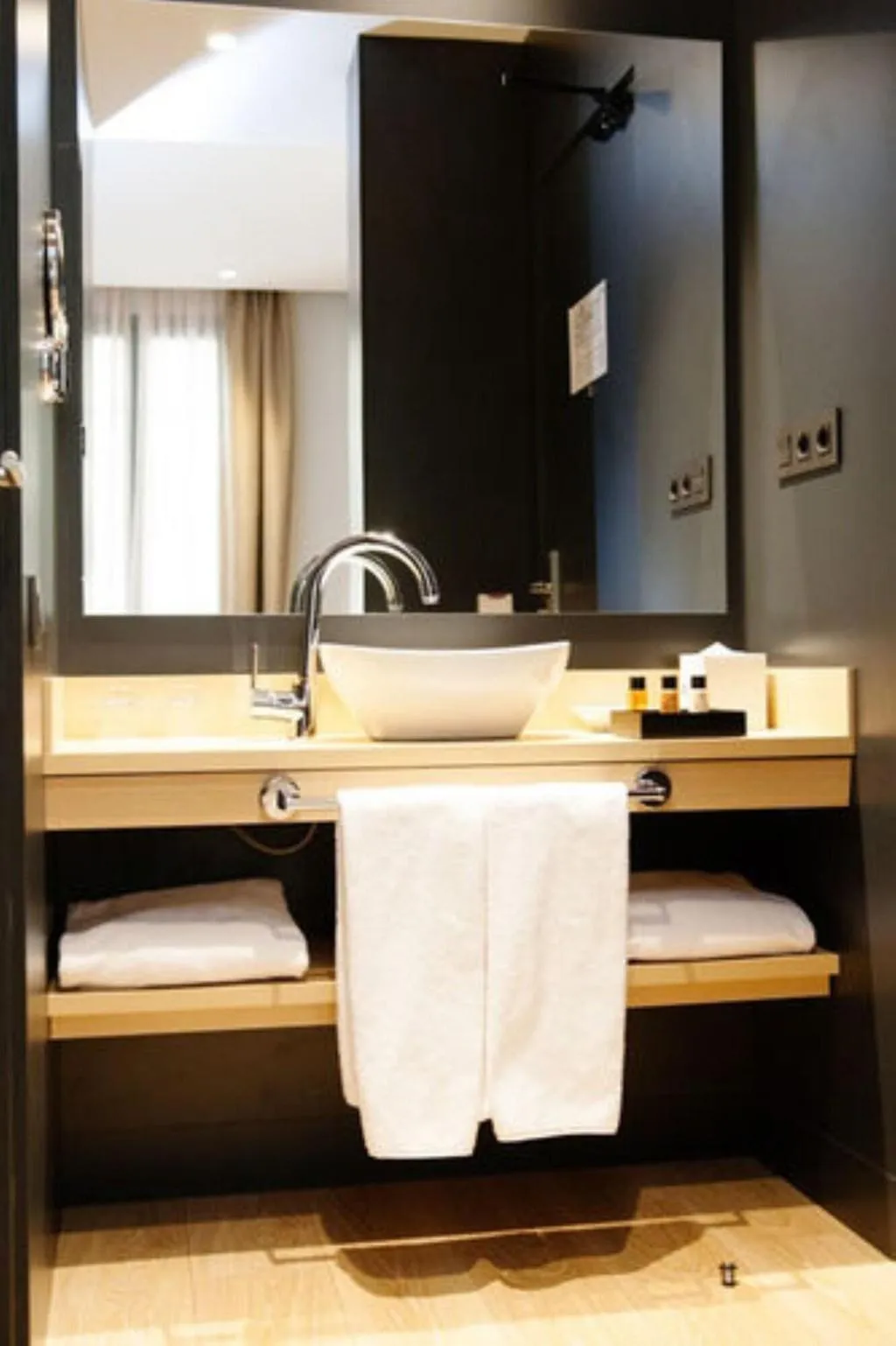 Double or Twin COMFORT Room, Hotel Ambit Barcelona, Barcelona