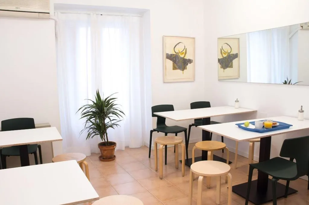 Restaurant, Hostal La Zona, Madrid