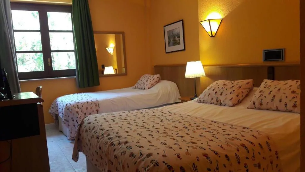 TRIPLE STANDARD Room, San Anton, Barcelona