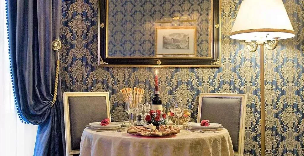 Restaurant, Hotel Manfredi Suite In Rome, Rome