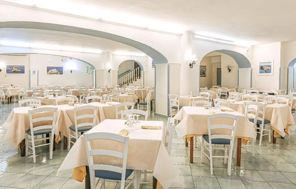 Restaurant, Galidon Wellness Park & SPA, Naples
