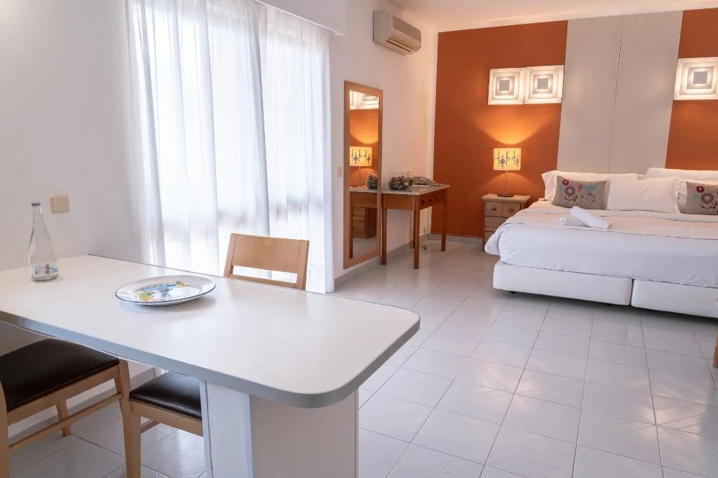 STUDIO CLASSIC Room, Villa Marazul, Algarve