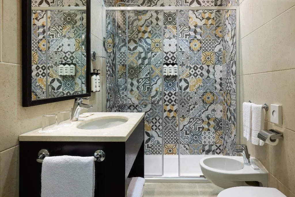 DOUBLE PREMIUM KING BED Room, Hotel Indigo Venice - Sant'Elena, Venice