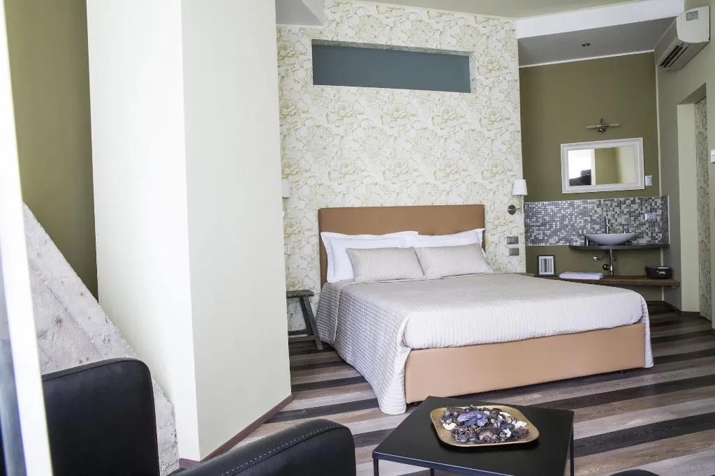 Room, Serendipity Rooms, Milan