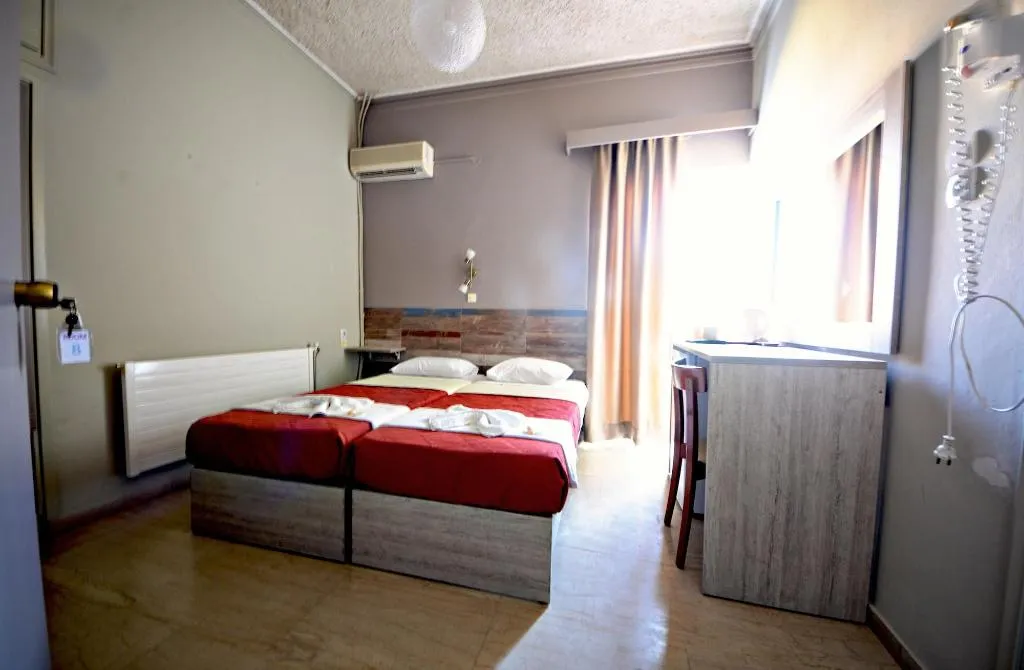 Room, Family Bikakis, Crete