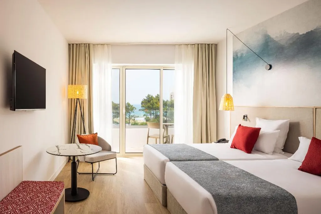Double or Twin SUPERIOR POOL VIEW Room, AluaSoul Sunny Beach (Adults Only), Bourgas