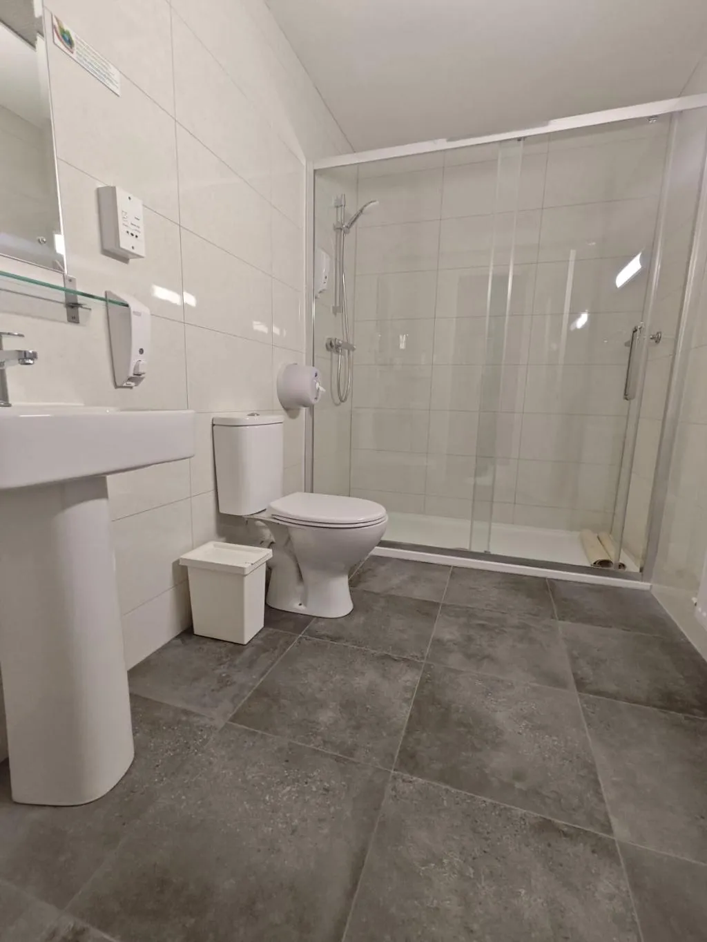 TRIPLE TWO BEDS Room, Ashley Hotel, Cork